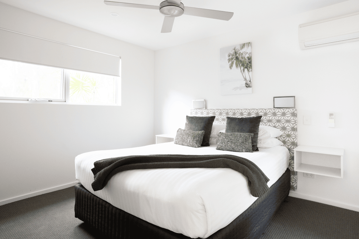 Lagoon Unit Main Bedroom