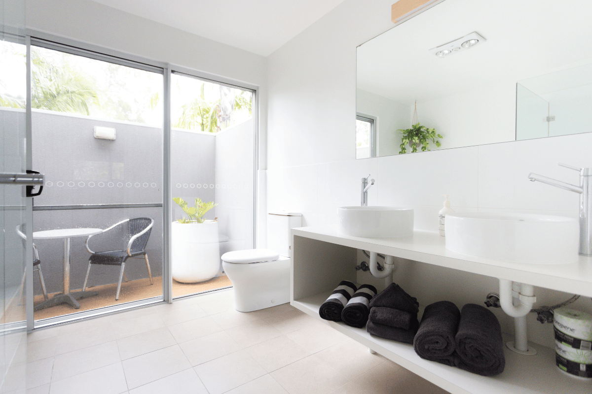 Lagoon Unit Ensuite